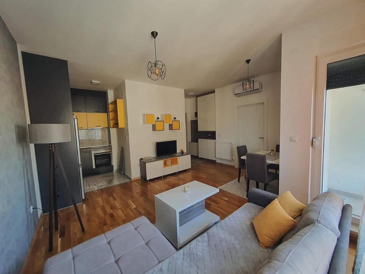 Zara 1 Apartman Bijeljina Eksteriør billede