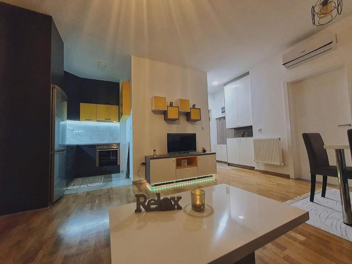 Zara 1 Apartman Bijeljina Eksteriør billede