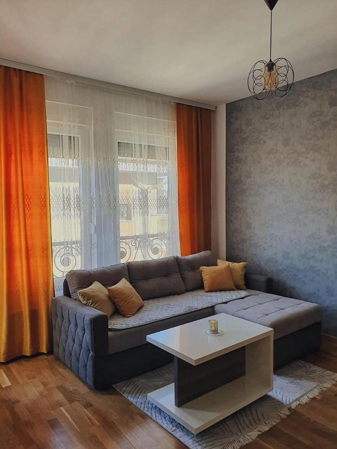 Zara 1 Apartman Bijeljina Eksteriør billede