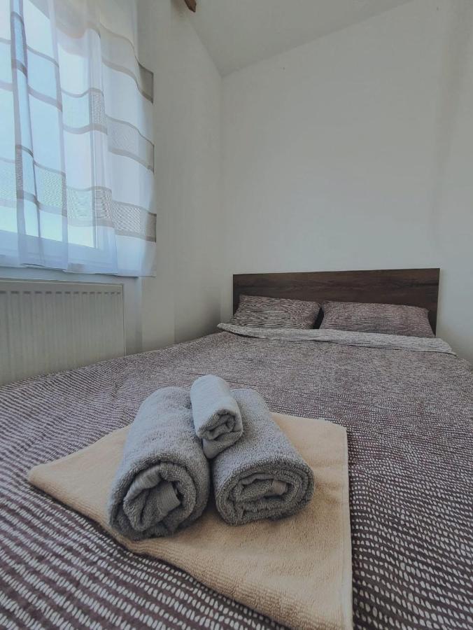 Zara 1 Apartman Bijeljina Eksteriør billede