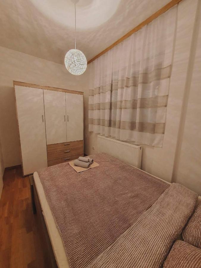 Zara 1 Apartman Bijeljina Eksteriør billede